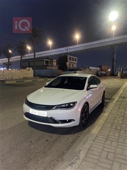 كرايسلر 200
